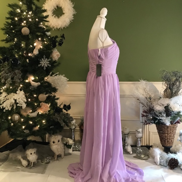 Formal evening gown - Picture 3 of 8